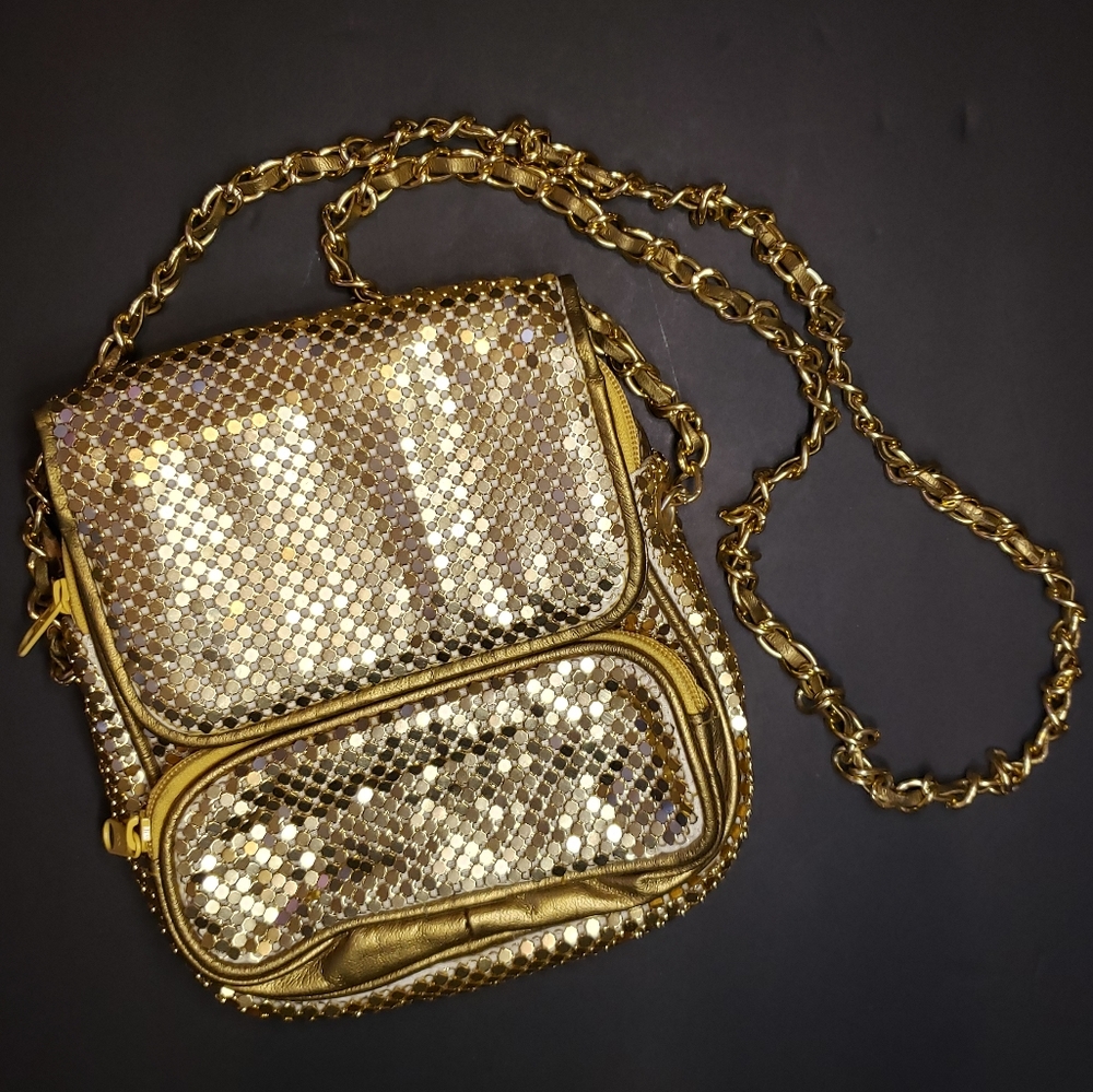 🏅Gold Bag with Metal Detail & Chain🏅